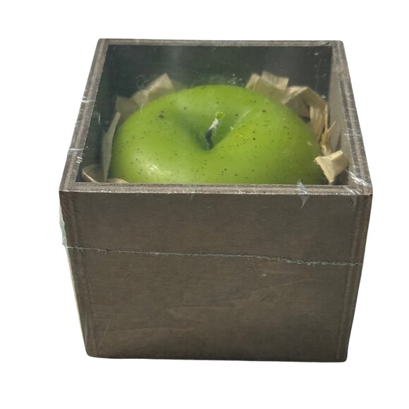 Green Apple Candle in Wood Crate NEW - Picture 2 of 4
